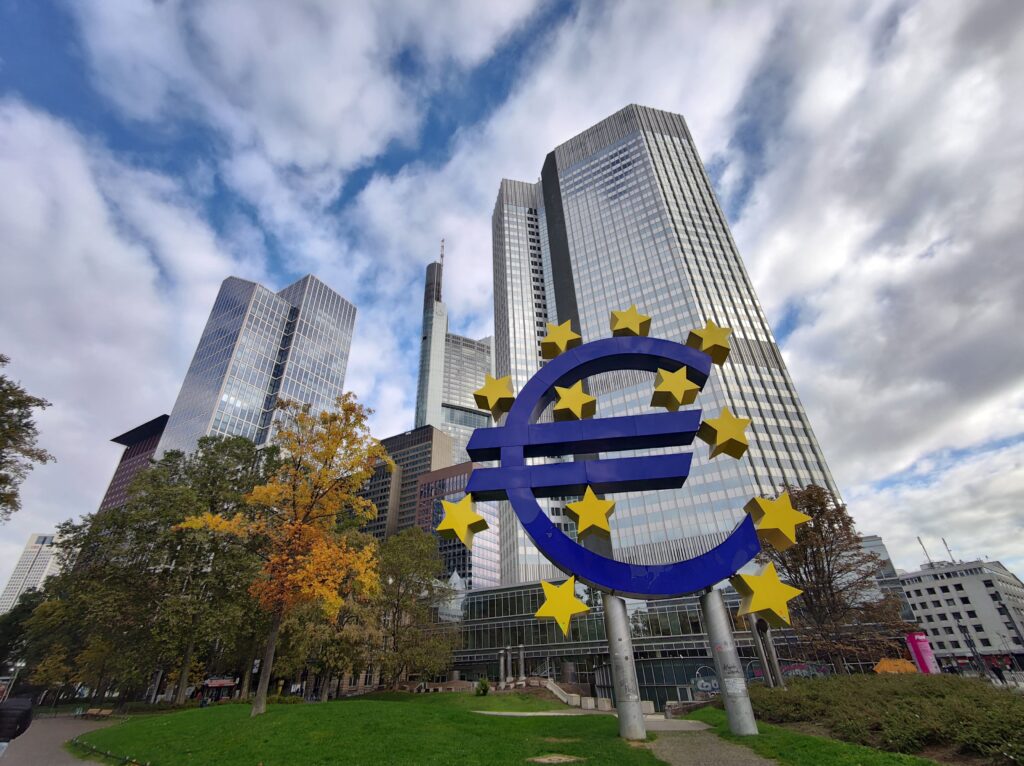 El Banco Central Europeo cumple con varias funciones